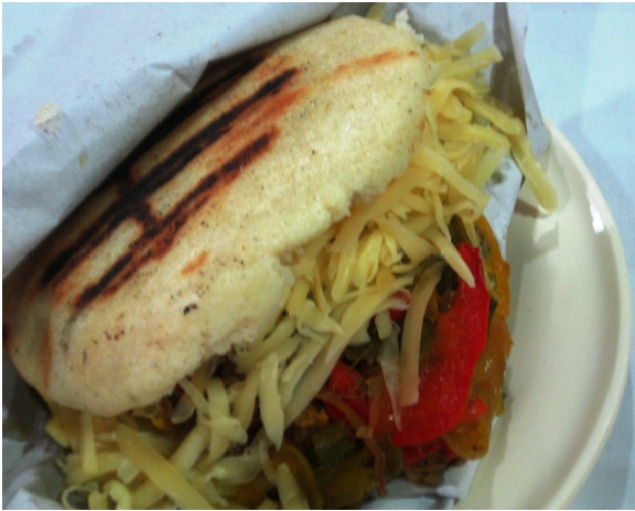 Arepa Pelua @ Los Pilones del Este.jpg