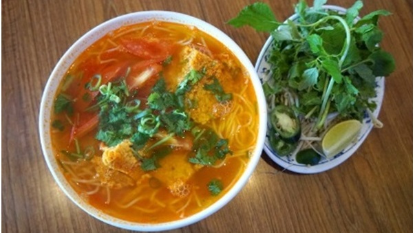 Bún riêu @ Ha Noi Avenue