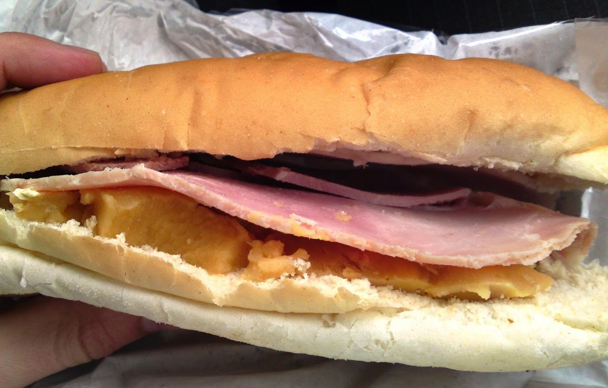 Ham & Pease Pudding Stottie @ Greggs.JPG