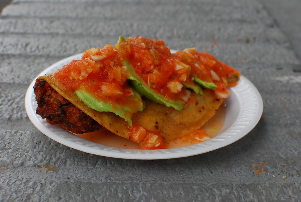 Mariscos_Jalisco_Taco_Dorado.JPG