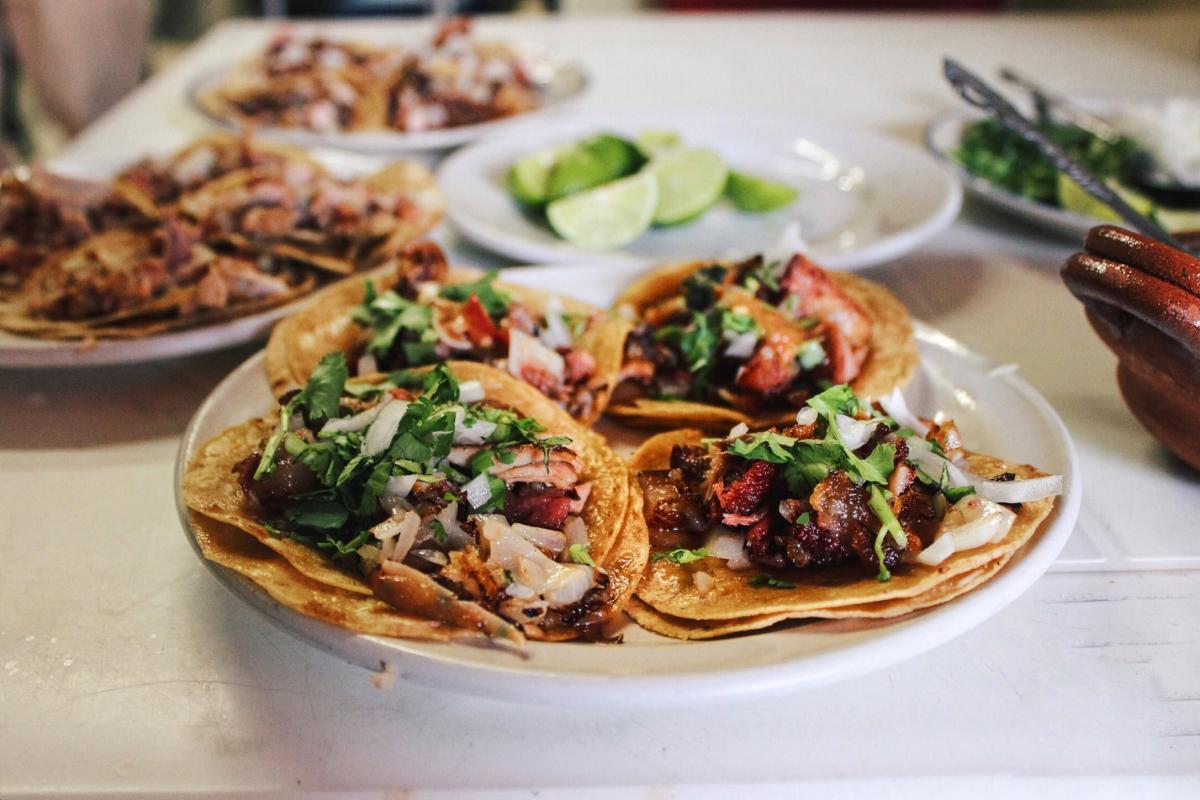 Tacos de Carnitas @ Azul.JPG